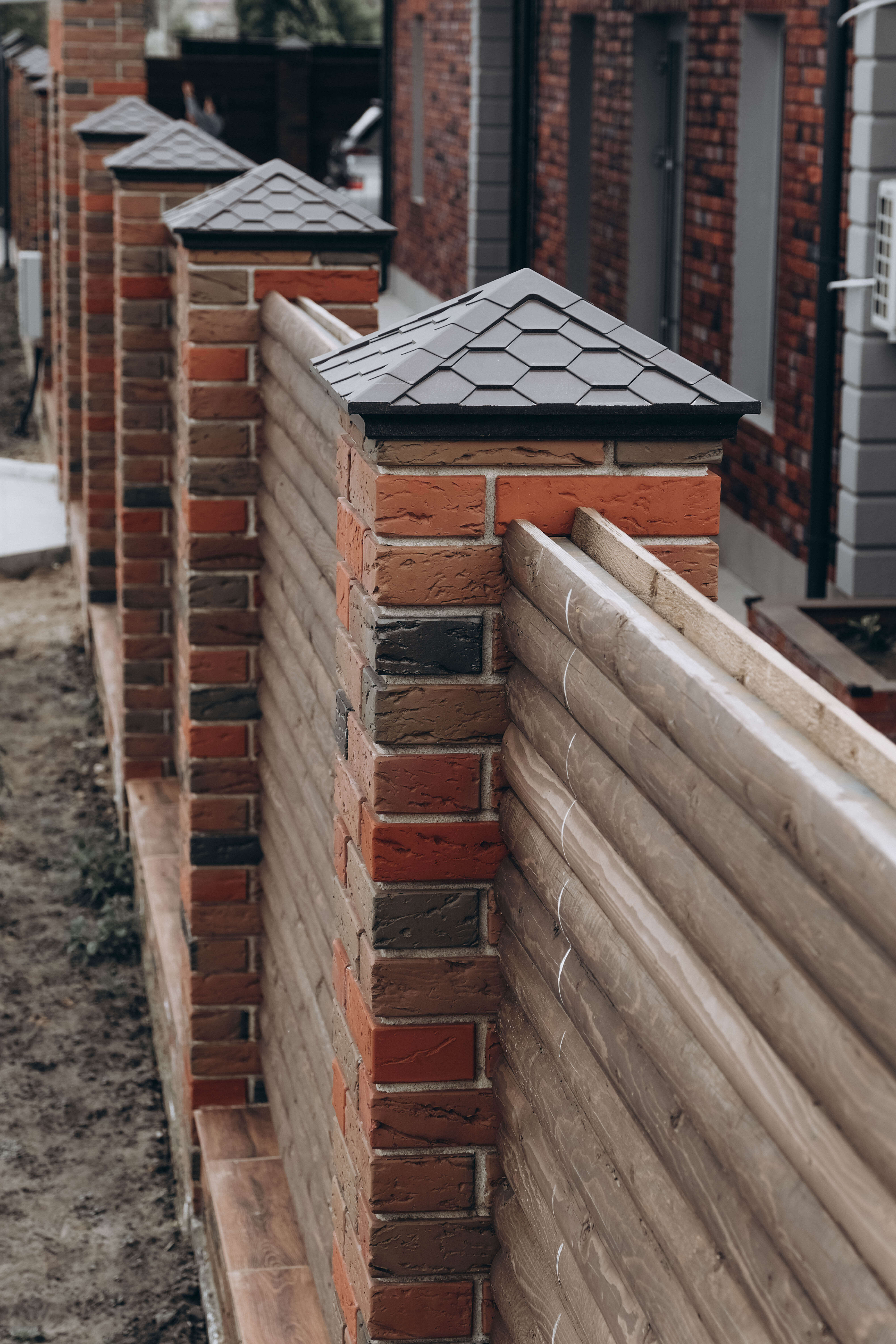 Колпак Zking Эверест Коричневый на столб 1.5х1.5 кирпича (390х390мм) в Валдае фото