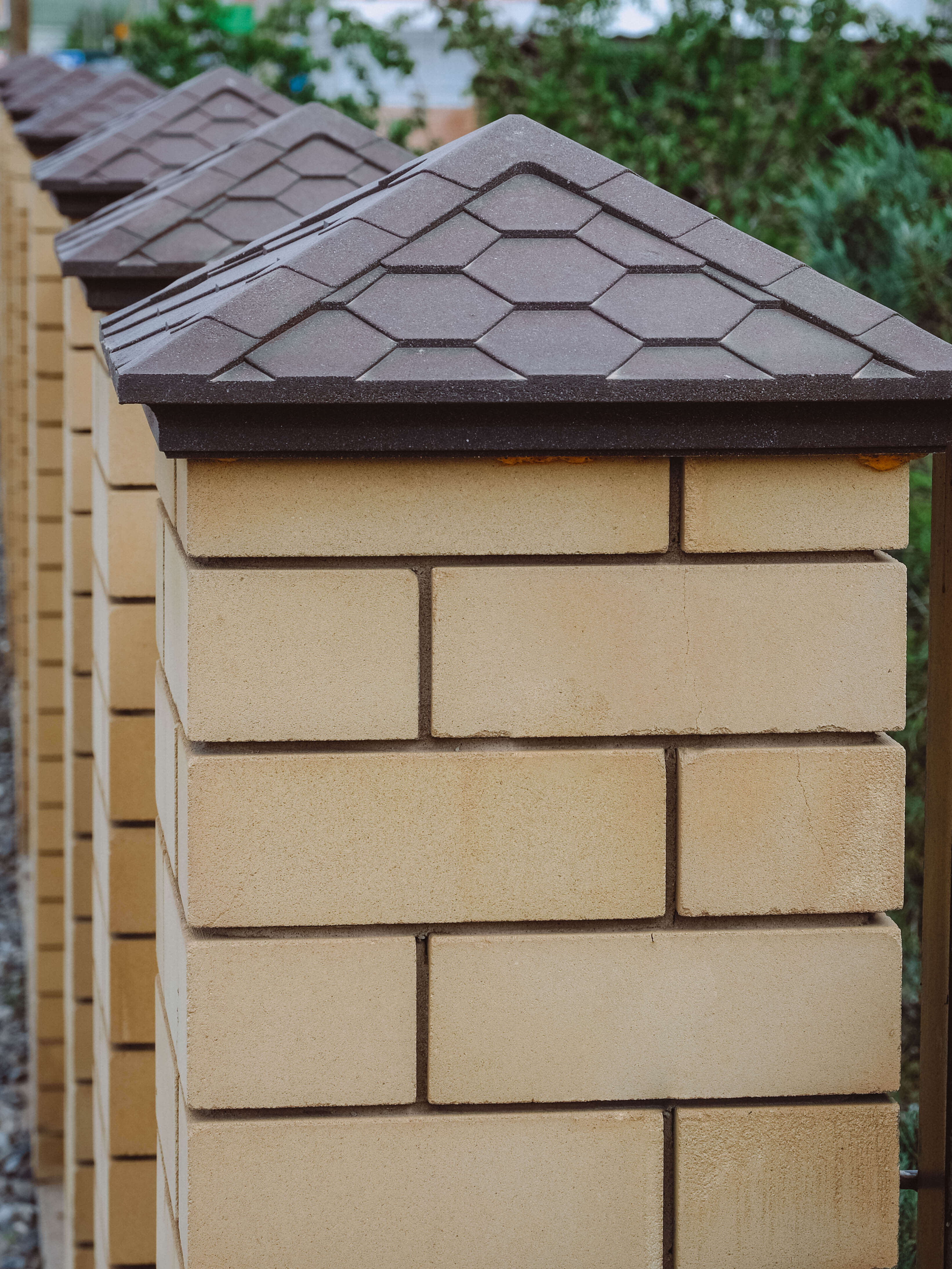 Колпак Zking Эверест Коричневый на столб 1.5х1.5 кирпича (390х390мм) в Валдае фото